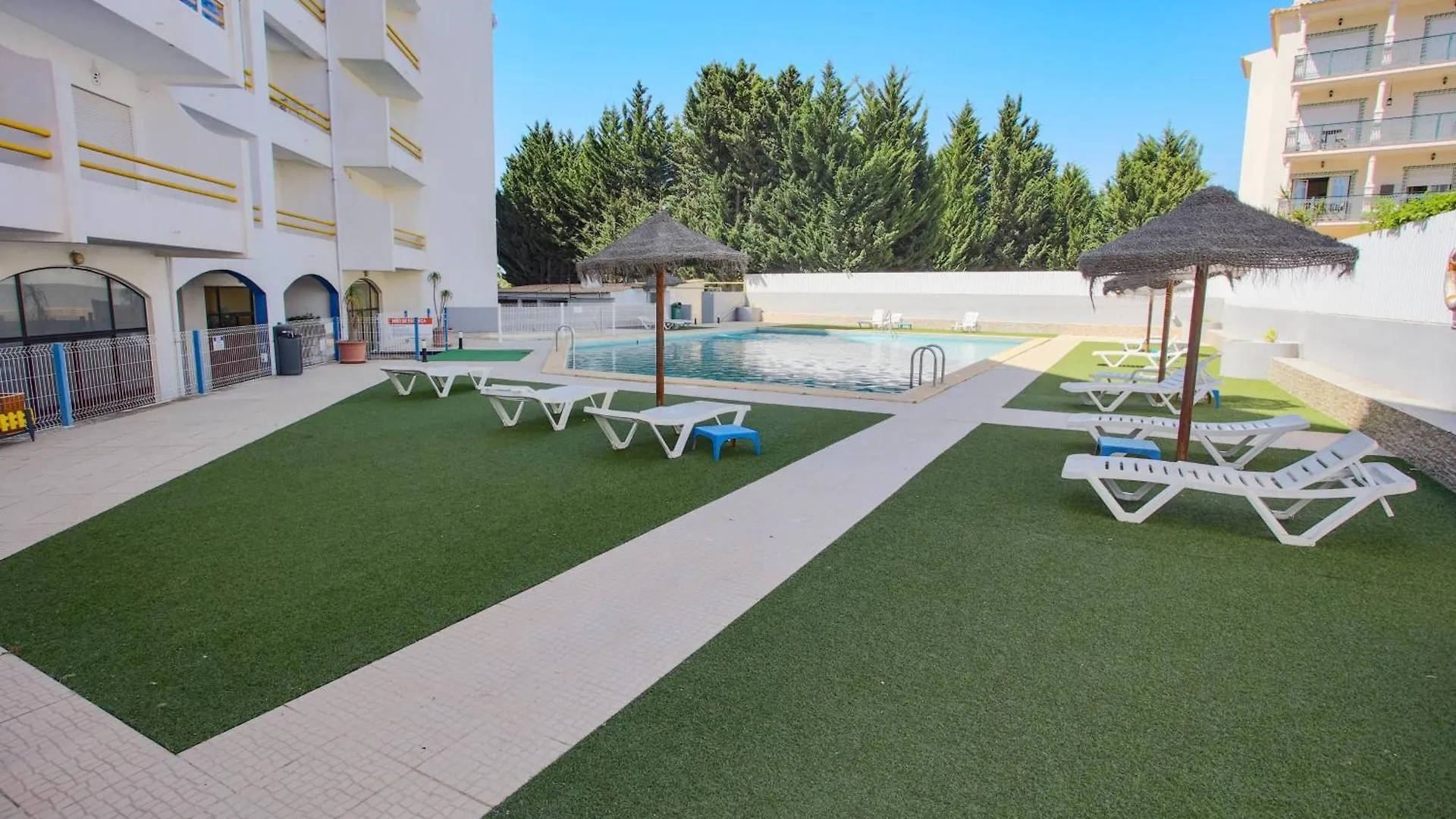 Luxe Condo With Pool, Airco, Seaview With Two Balcony - Go4Portugal Albufeira 0*,